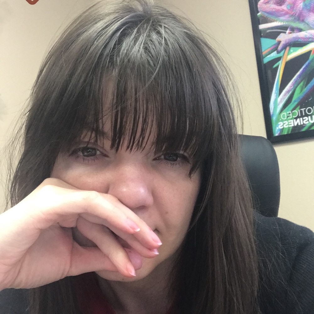 Meet your Posher, Nicole